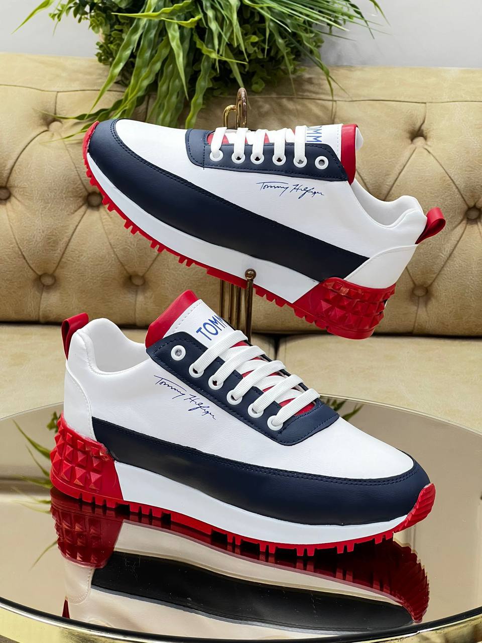 Tommy Sneakers - View 3