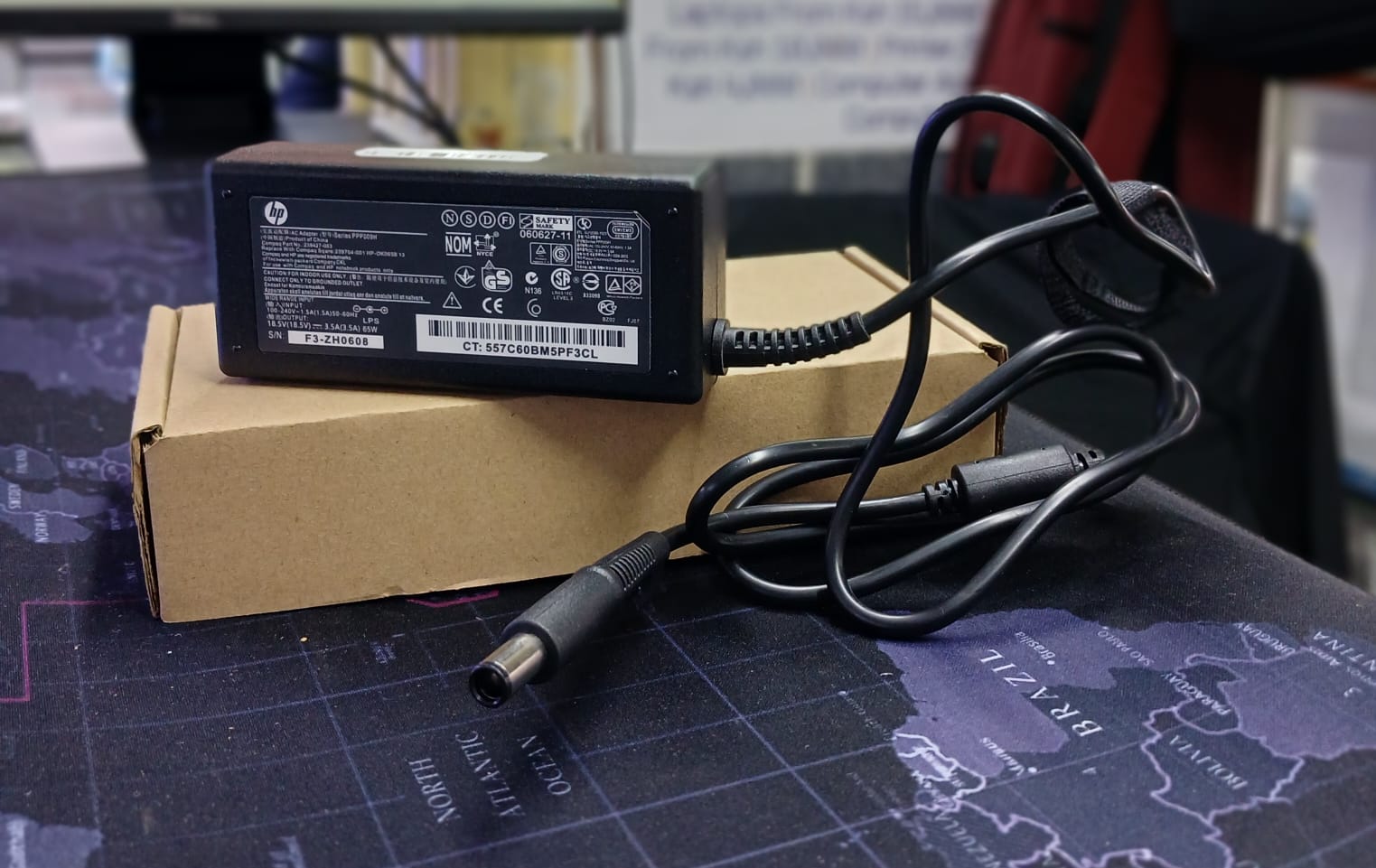 HP Big Pin Laptop charger