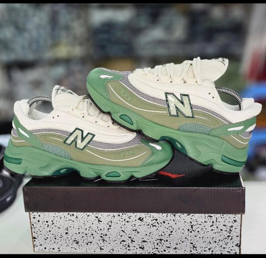 New Balance 1000